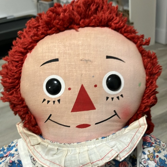 Vintage Raggedy Ann doll and book. - Picture 8 of 9